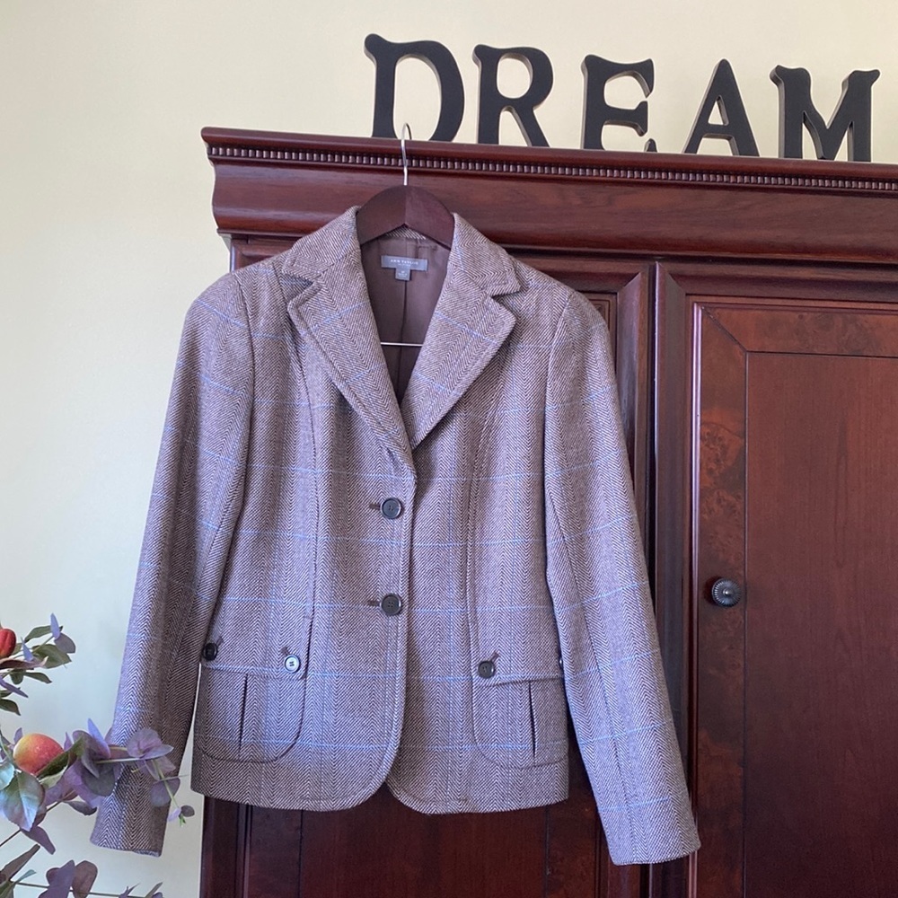 Ann Taylor Petites - Gorgeous Blazer- LIKE NEW! 4P​​